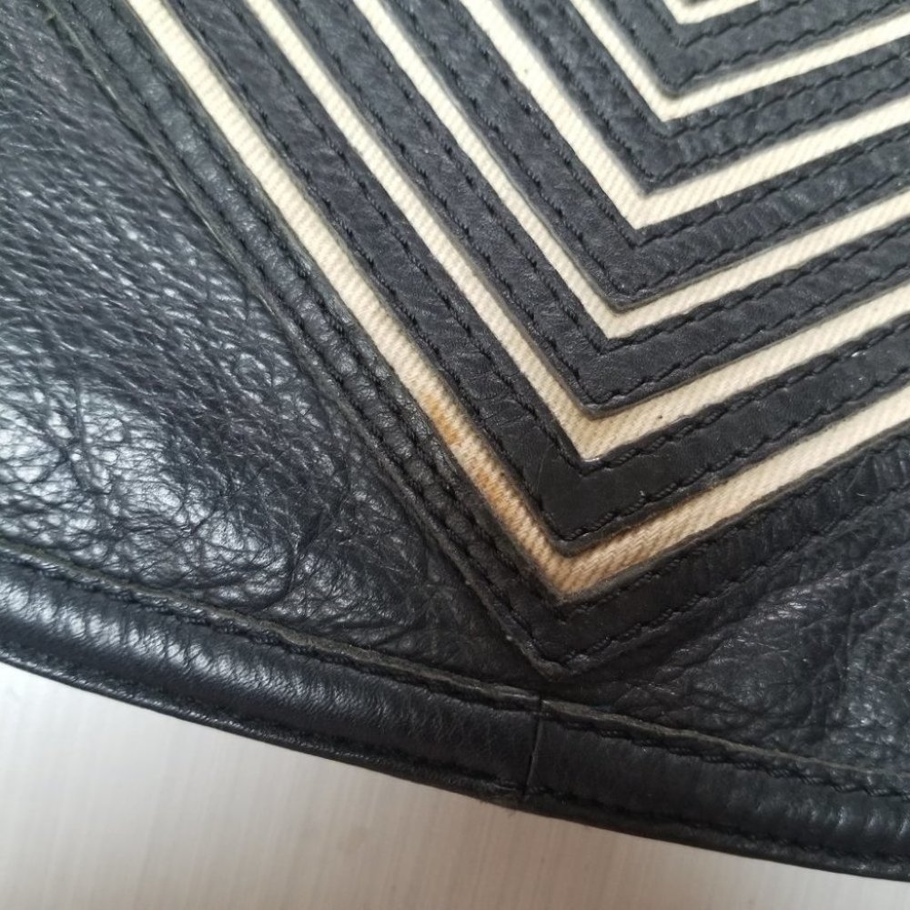 House of Harlow 1960 Boho Black Cream Leather Crossbody Bag - Picture 5 of 11